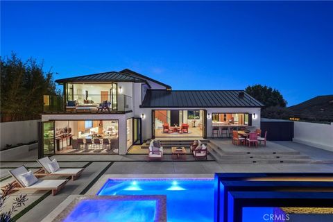 919 Sandcastle Drive Corona Del Mar CA 92625