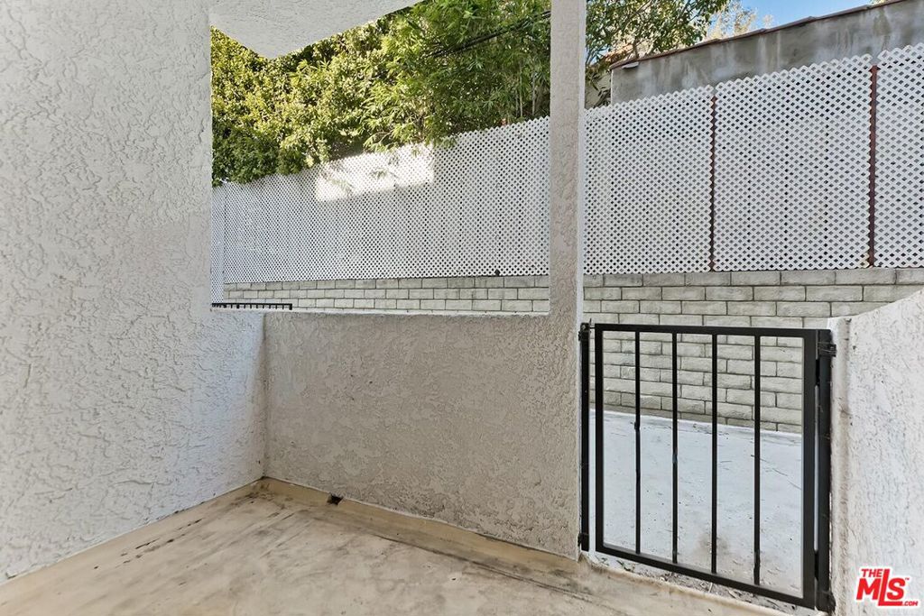 10475 Eastborne Avenue 107