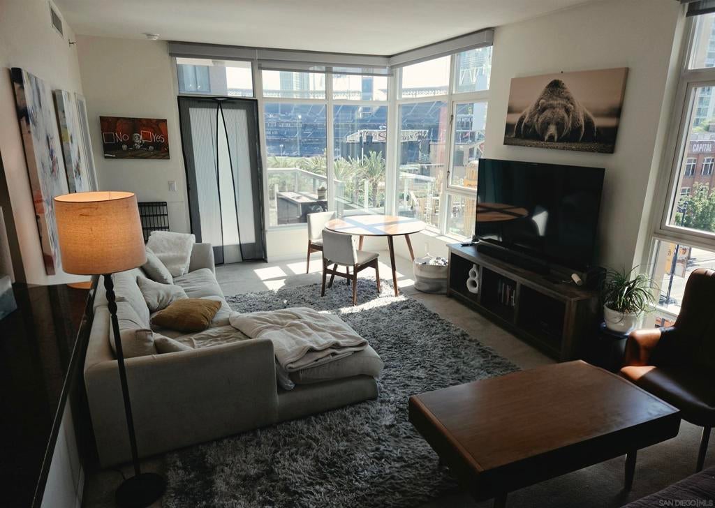 427 9Th Ave 403