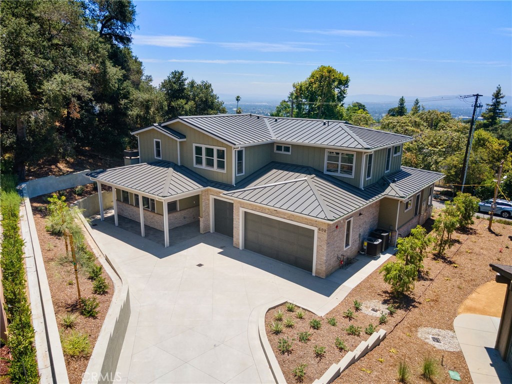 608 Baldwin Court