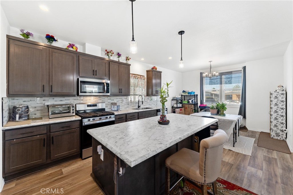 2205 W Acacia Avenue 163