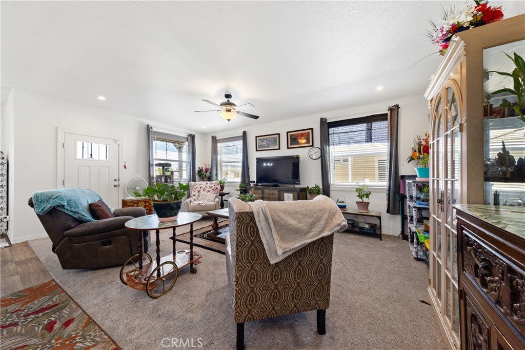 2205 W Acacia Avenue 163