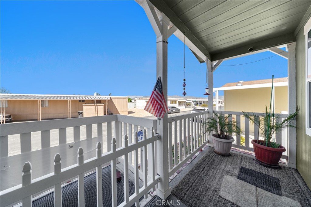 2205 W Acacia Avenue 163