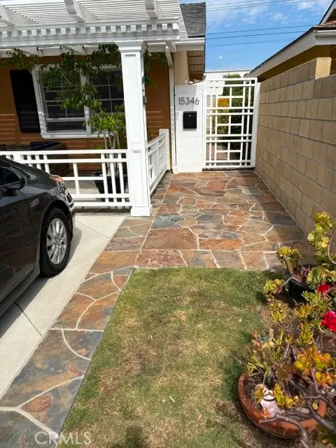 MLS: OC26173003