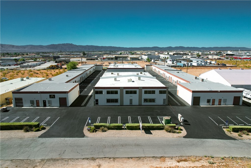 Multi-Tenant Industrial Building with suites ranging in size from ±960 SF to ±2,640 SF. This unit consists of ±2,640 square feet. Located on Alder Street Right off of I Ave in Hesperia. Each suite consists of roll-Up door, small office and open warehouse area. Ample power.