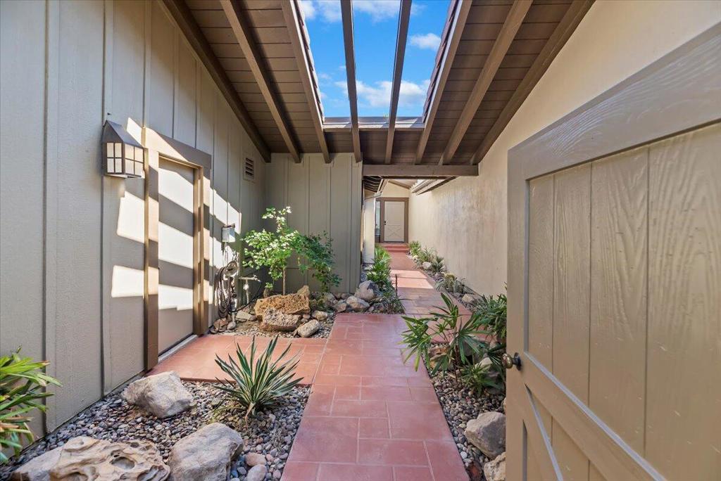 The Lakes Country Cl - Residential