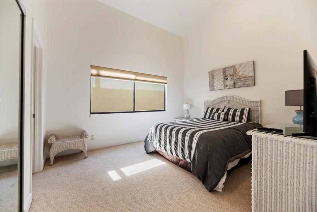 The Lakes Country Cl - Residential