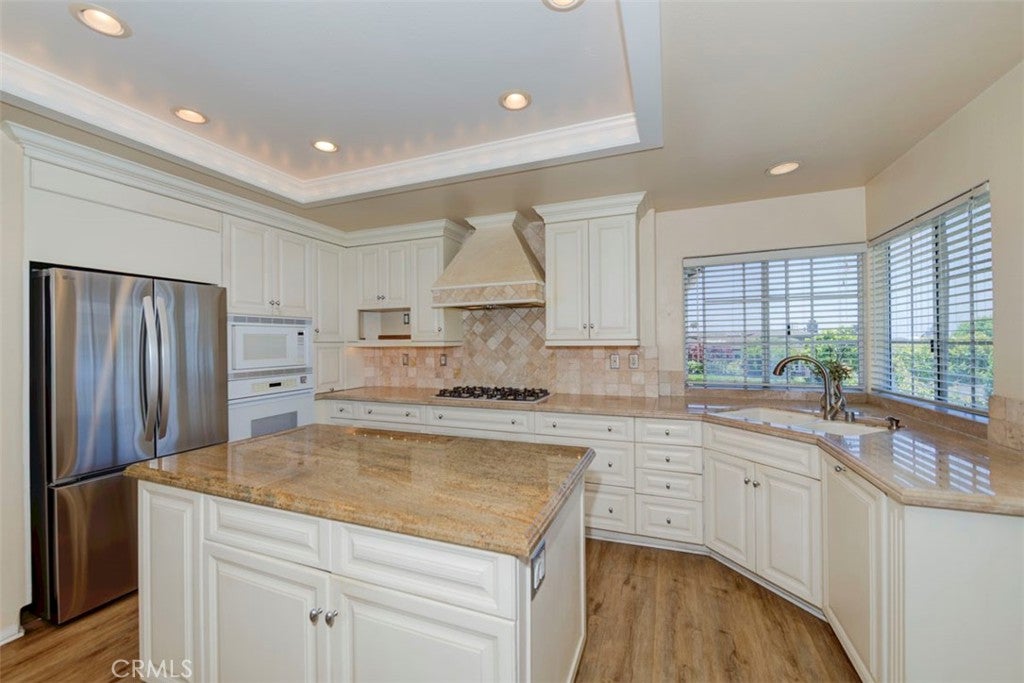 3741 Geranium, Corona Del Mar CA 92625 - Photo 16
