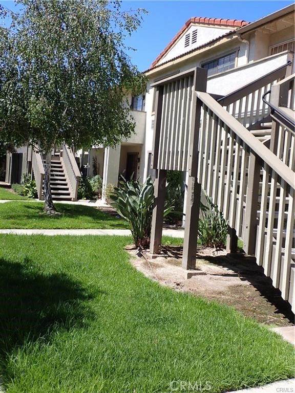8800 GARDEN GROVE BLVD 17