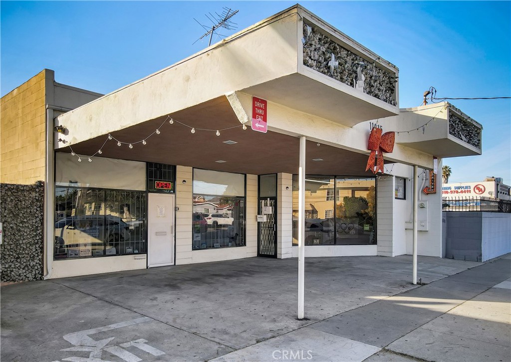 11915 S Inglewood
