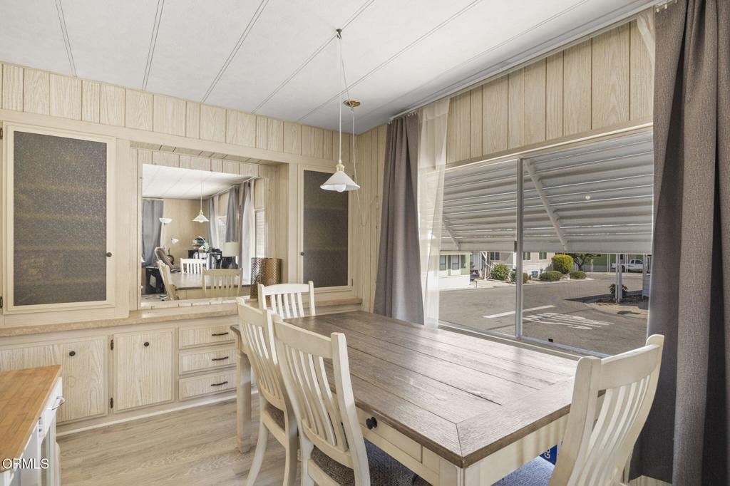 1150 Ventura Boulevard 109