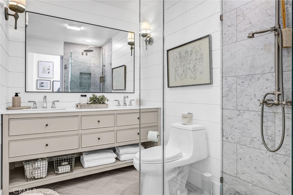 1025 Oro, Laguna Beach CA 92651 - Photo 11