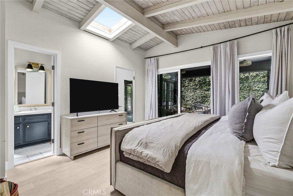 1025 Oro, Laguna Beach CA 92651 - Photo 15