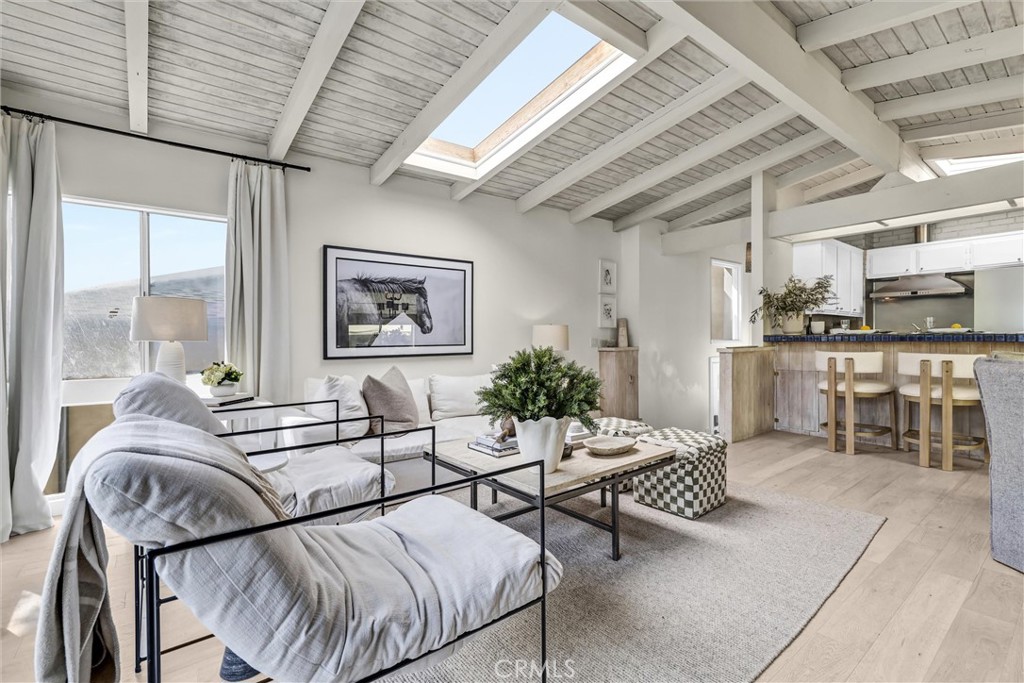 1025 Oro, Laguna Beach CA 92651 - Photo 6