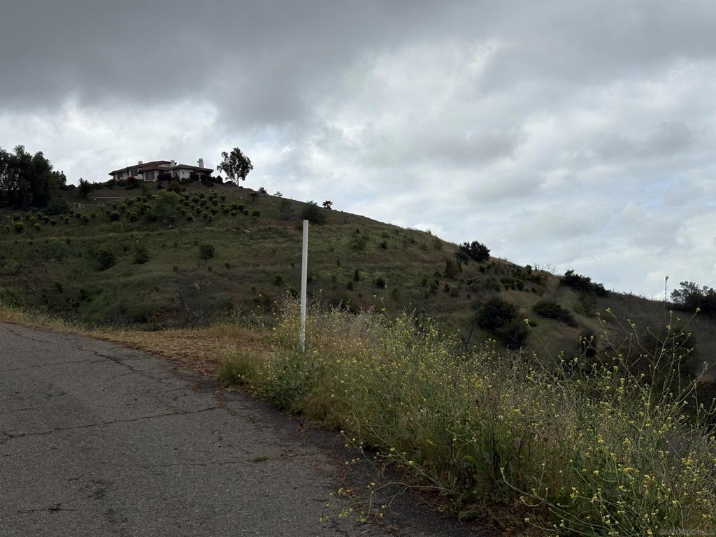 Valley Center - Land