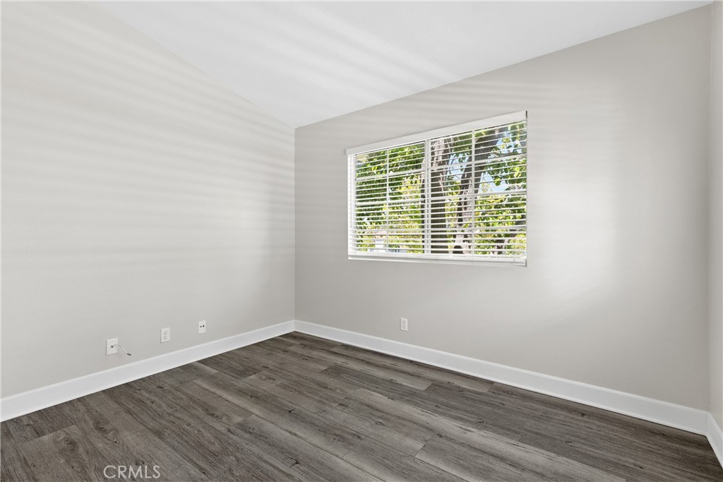 Las Flores (R1) (LF) - Residential