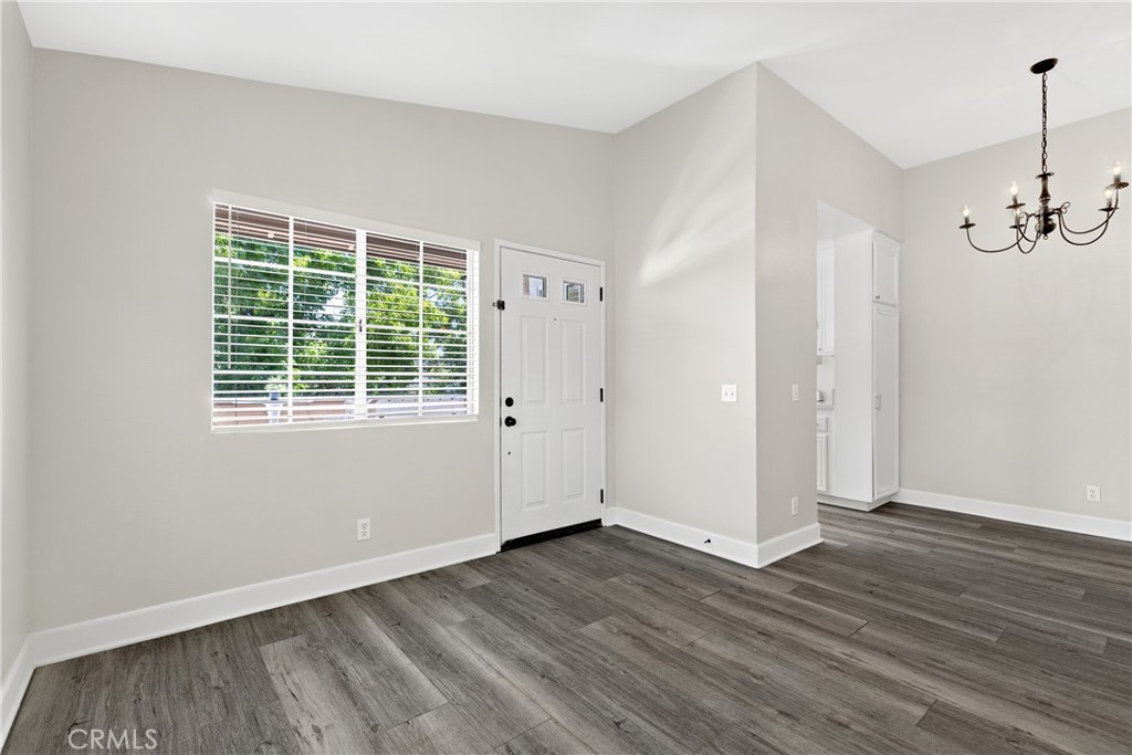 Las Flores (R1) (LF) - Residential