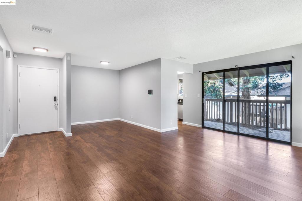 PARKRIDGE - Residential