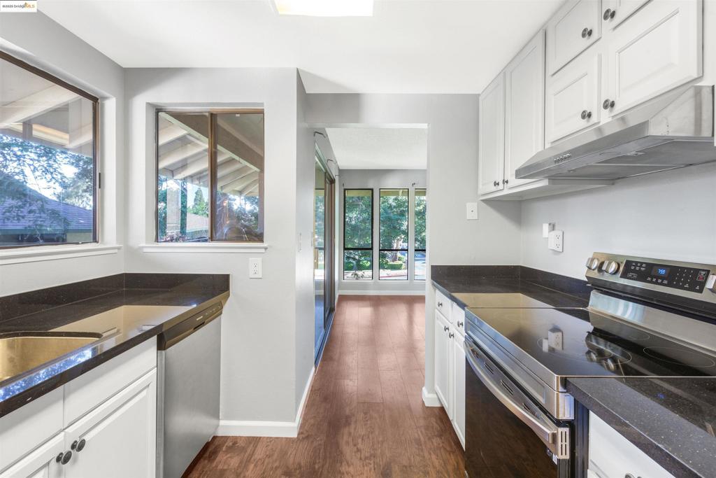 PARKRIDGE - Residential