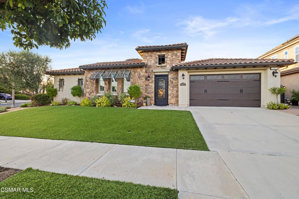 Photo of 6903 Shadow Wood Drive, Moorpark, CA 93021 (MLS # 226001133)