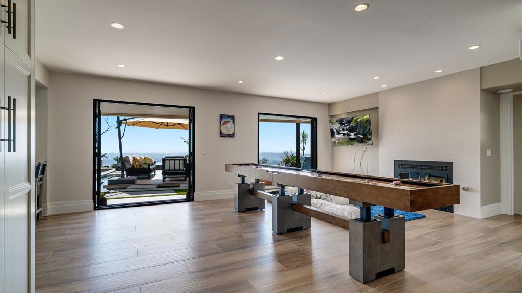 La Costa - Residential
