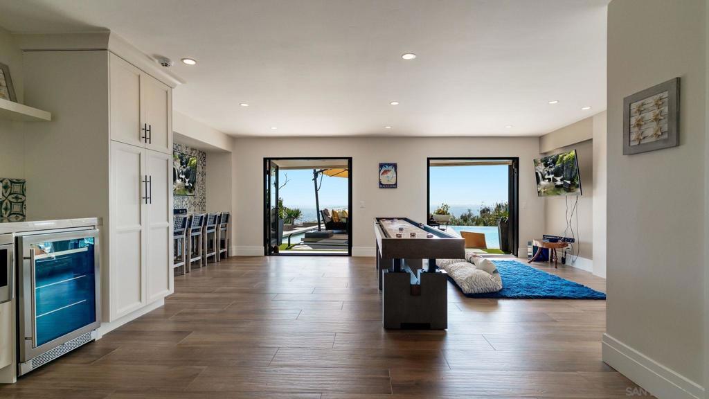 La Costa - Residential