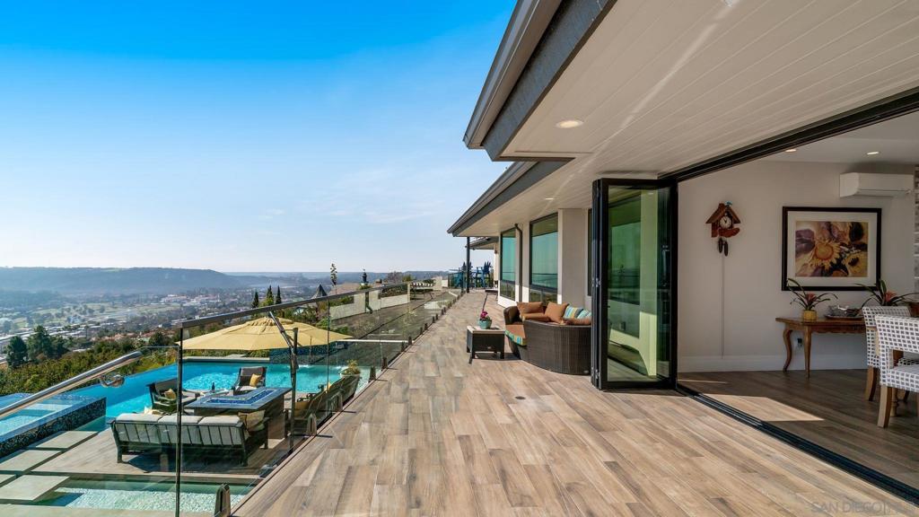 La Costa - Residential