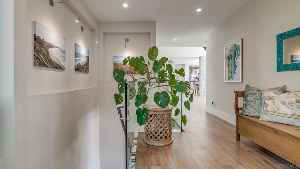 La Costa - Residential