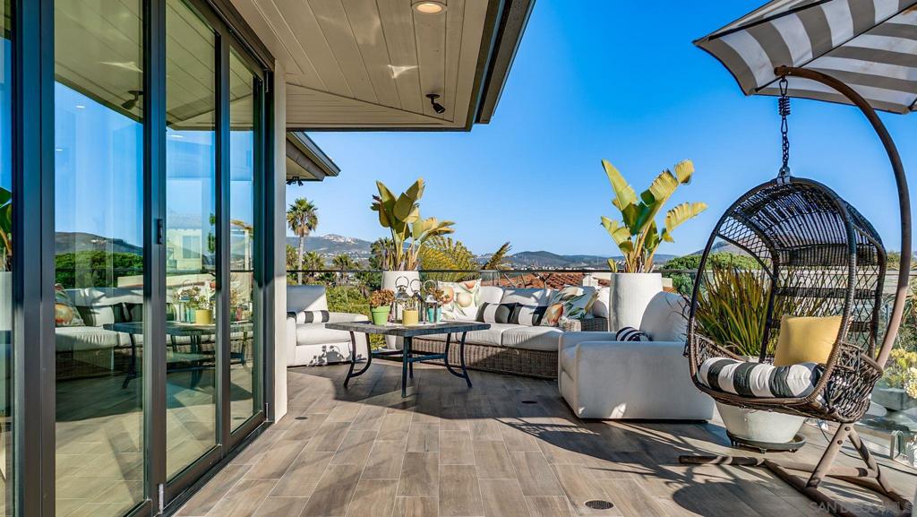 La Costa - Residential