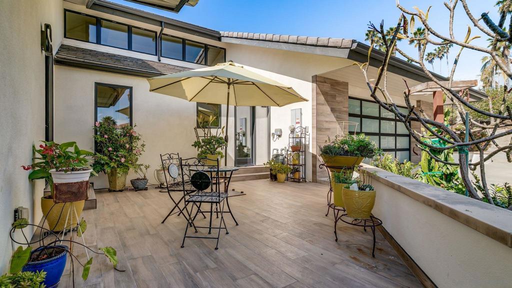 La Costa - Residential