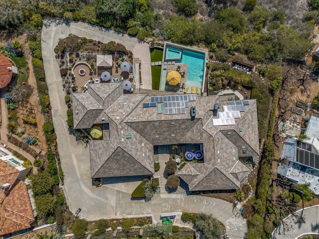 La Costa - Residential