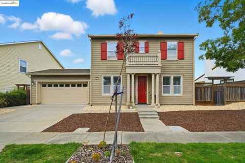 Photo of 641 Kirkland Avenue Ave, Vallejo, CA 94592 (MLS # 41115642) Photo of 641 Kirkland Avenue Ave, Vallejo, CA 94592 (MLS # 41115642)