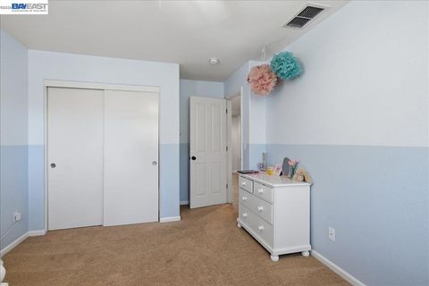 Tiny photo for 782 Redhaven St ST, Brentwood, CA 94513 (MLS # 41137320)