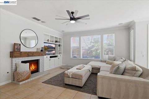 Tiny photo for 782 Redhaven St ST, Brentwood, CA 94513 (MLS # 41137320)