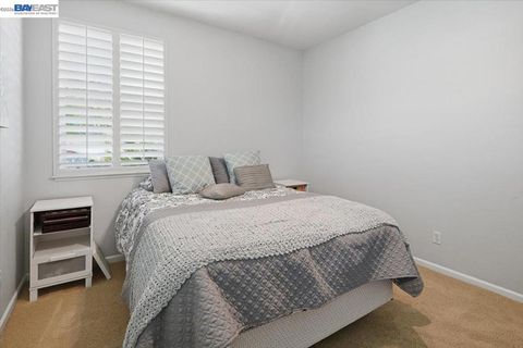 Tiny photo for 782 Redhaven St ST, Brentwood, CA 94513 (MLS # 41137320)