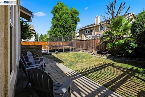 Tiny photo for 782 Redhaven St ST, Brentwood, CA 94513 (MLS # 41137320)