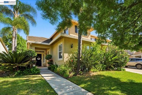 Tiny photo for 782 Redhaven St ST, Brentwood, CA 94513 (MLS # 41137320)