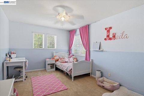 Tiny photo for 782 Redhaven St ST, Brentwood, CA 94513 (MLS # 41137320)