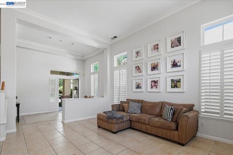 Tiny photo for 782 Redhaven St ST, Brentwood, CA 94513 (MLS # 41137320)