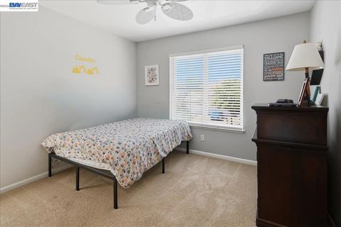 Tiny photo for 782 Redhaven St ST, Brentwood, CA 94513 (MLS # 41137320)