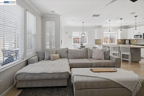 Tiny photo for 782 Redhaven St ST, Brentwood, CA 94513 (MLS # 41137320)
