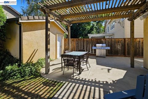 Tiny photo for 782 Redhaven St ST, Brentwood, CA 94513 (MLS # 41137320)