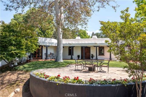 Photo of 1615 Halsey Street, Redlands, CA 92373 (MLS # PW25124001)