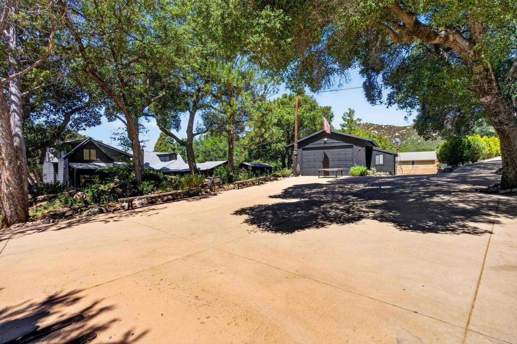 24185 Wildwood Glen Lane