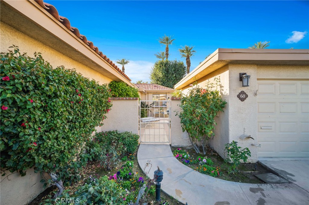 60 La Ronda Drive