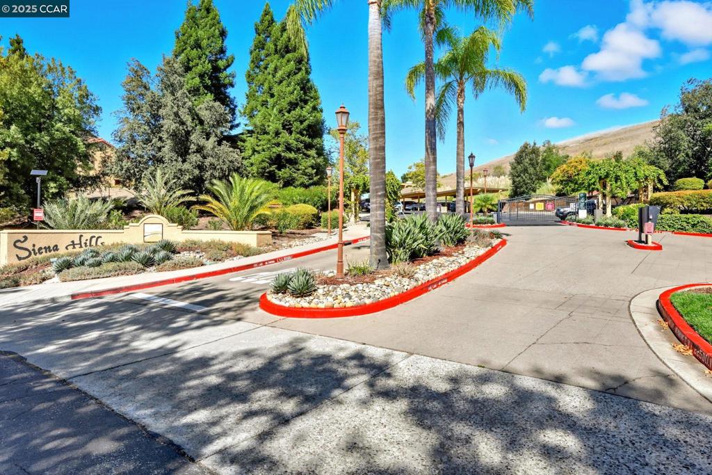SIENNA HILLS - Residential