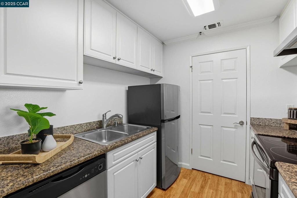 SIENNA HILLS - Residential