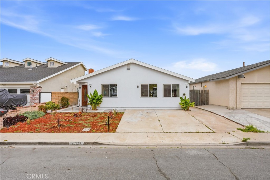 26411 Via Gaviota 2