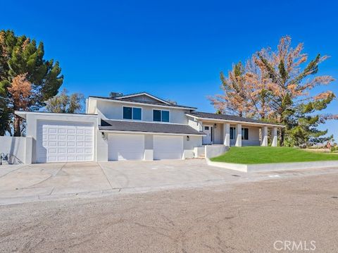 Photo of 637 Lagoon Street, Needles, CA 92363 (MLS # PW26059715)