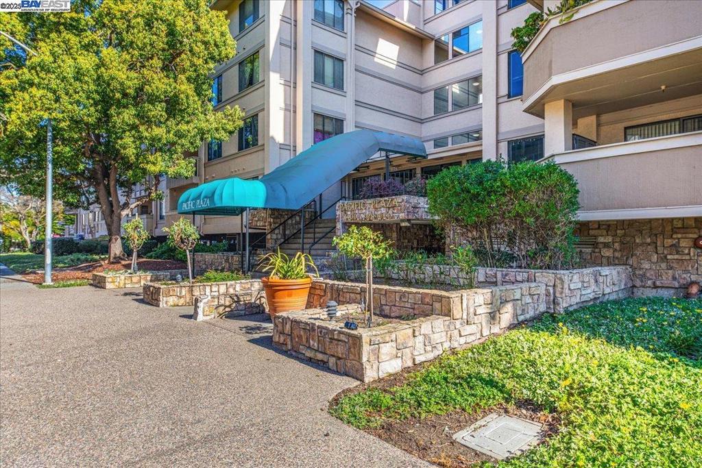 DOWNTOWN SAN LEA - Residential